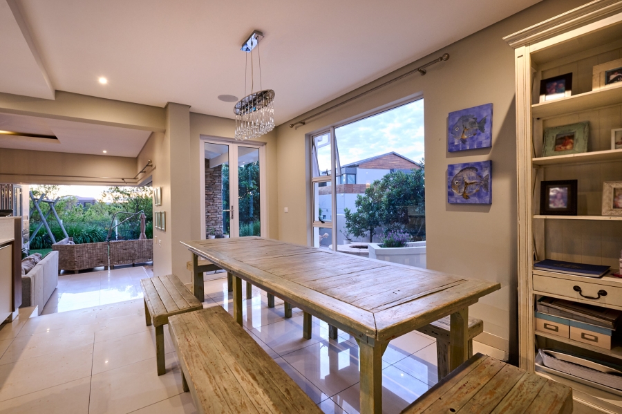 4 Bedroom Property for Sale in Waterfall Country Village Gauteng