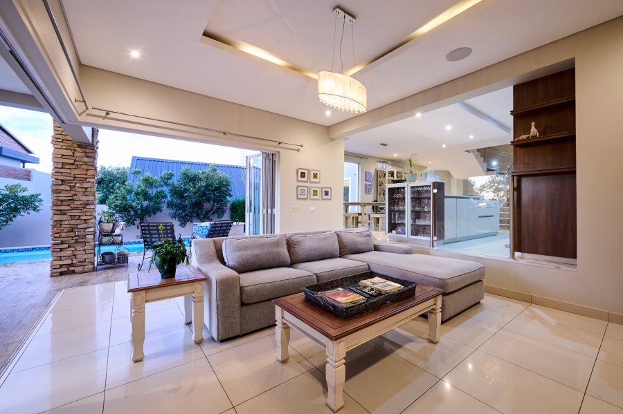 4 Bedroom Property for Sale in Waterfall Country Village Gauteng