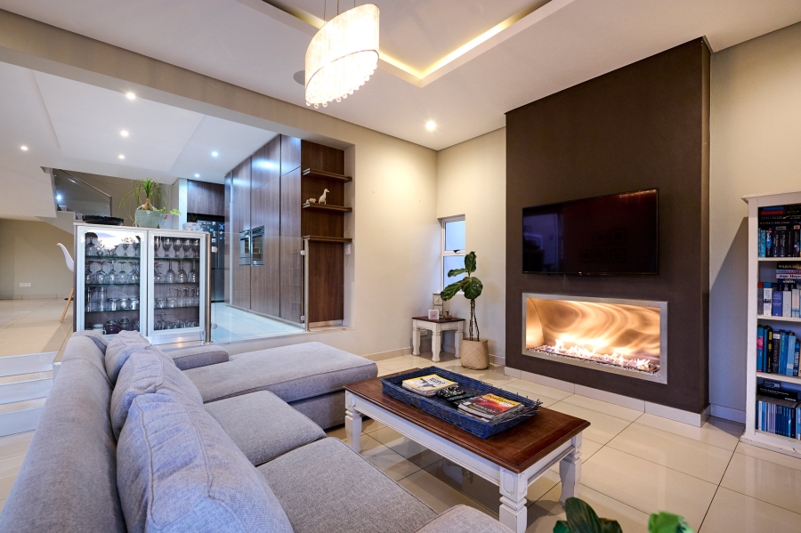 4 Bedroom Property for Sale in Waterfall Country Village Gauteng