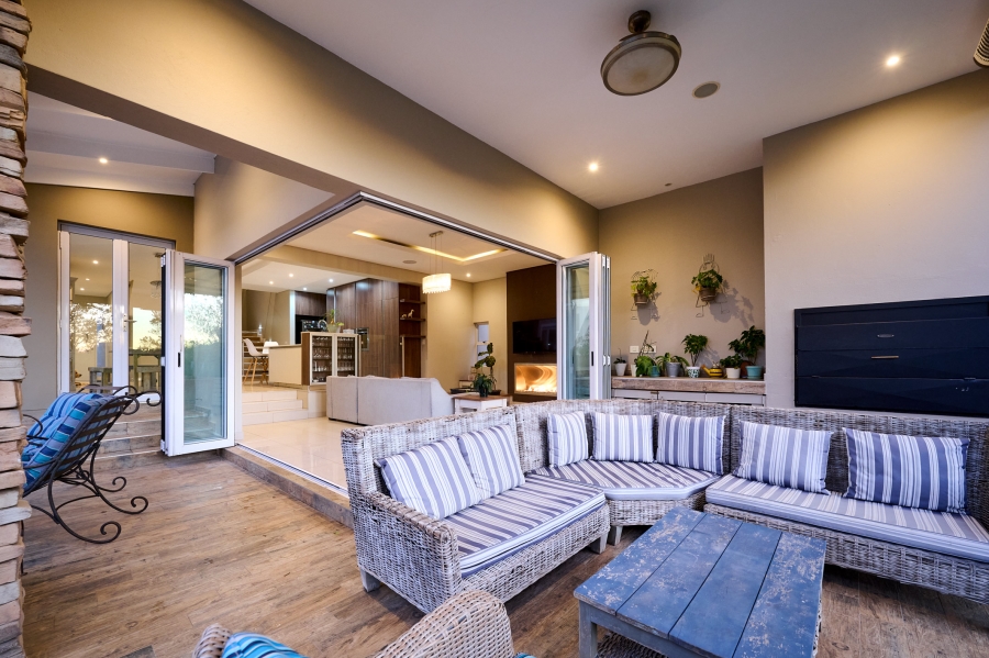 4 Bedroom Property for Sale in Waterfall Country Village Gauteng