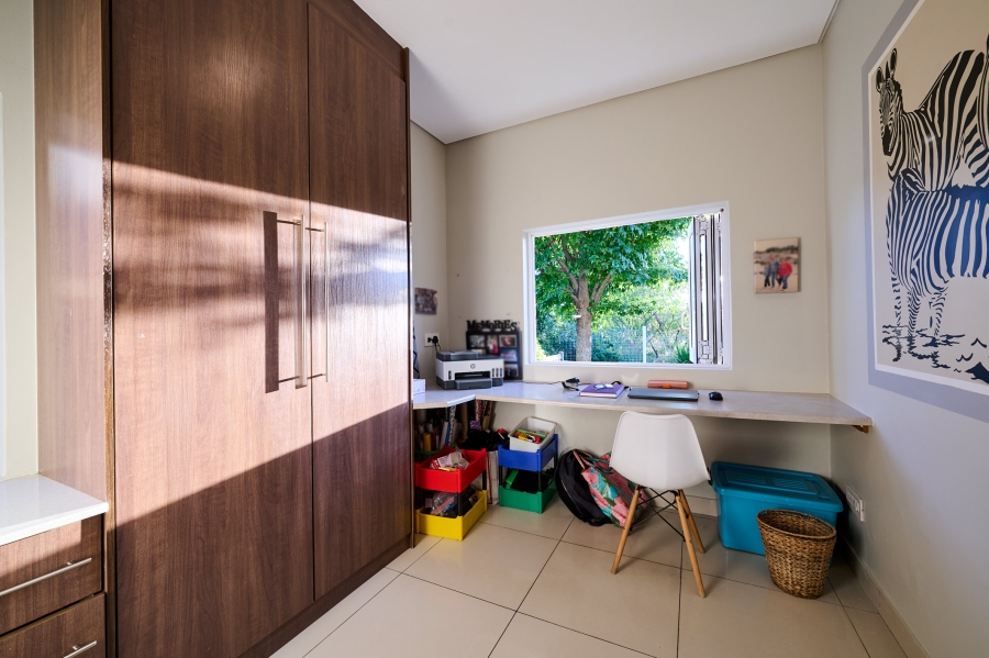 4 Bedroom Property for Sale in Waterfall Country Village Gauteng