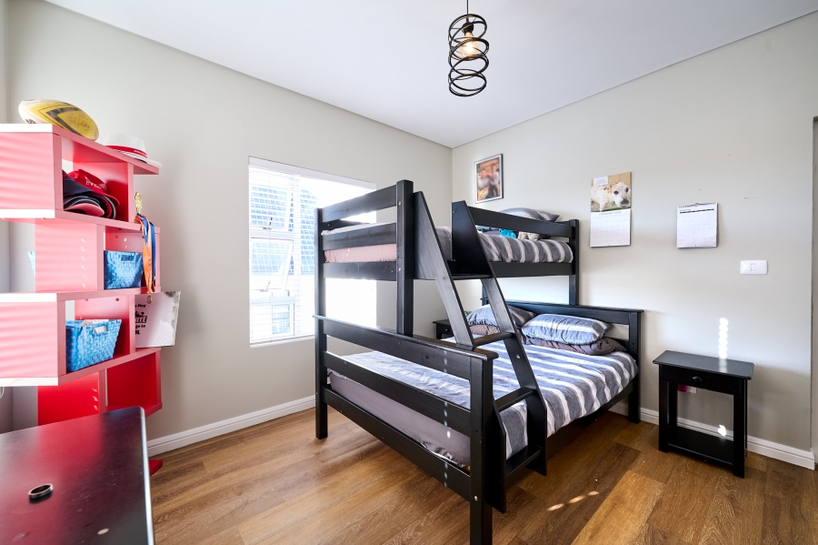 4 Bedroom Property for Sale in Waterfall Country Village Gauteng