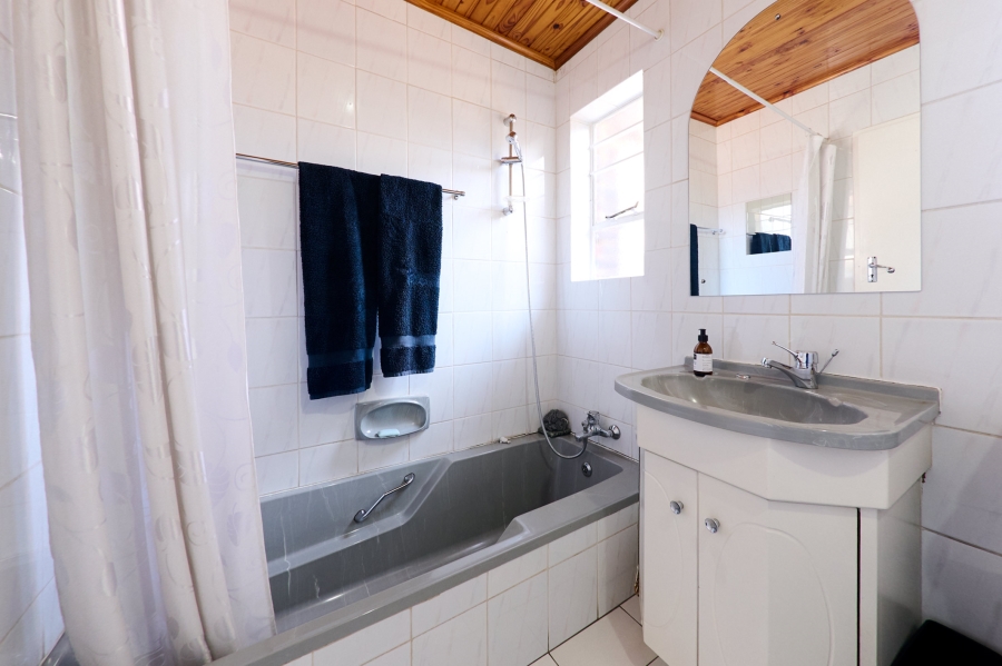 3 Bedroom Property for Sale in Vorna Valley Gauteng