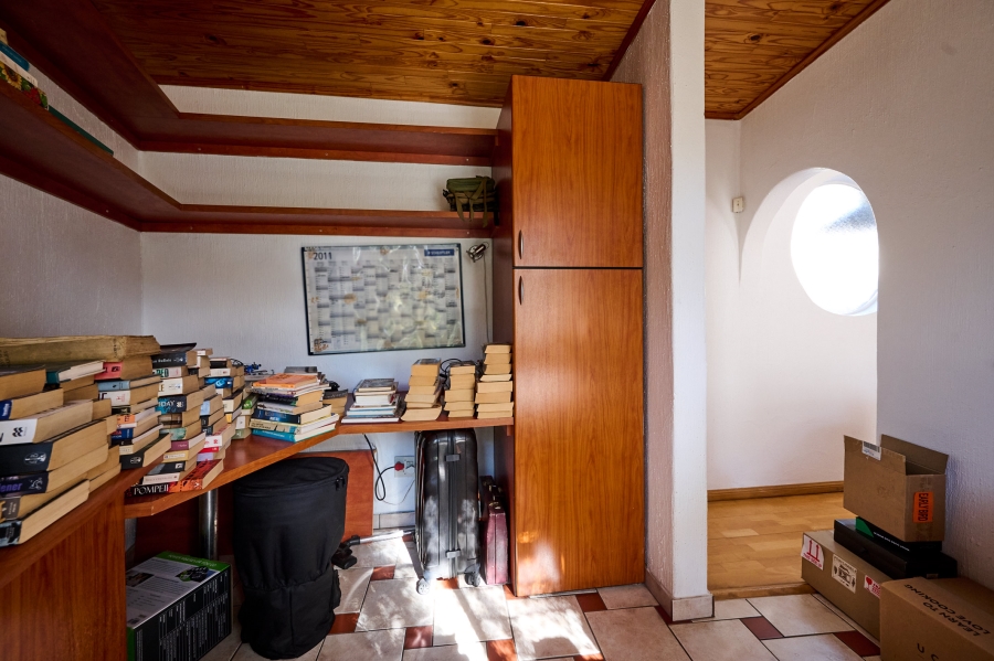 3 Bedroom Property for Sale in Vorna Valley Gauteng