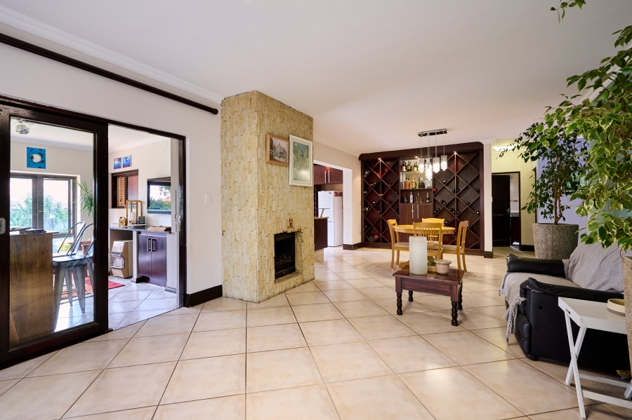 4 Bedroom Property for Sale in Carlswald North Estate Gauteng