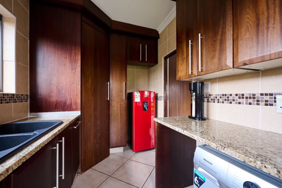 4 Bedroom Property for Sale in Carlswald North Estate Gauteng