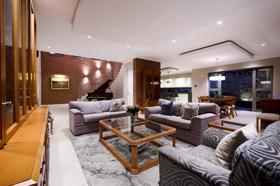 4 Bedroom Property for Sale in Waterfall Country Estate Gauteng