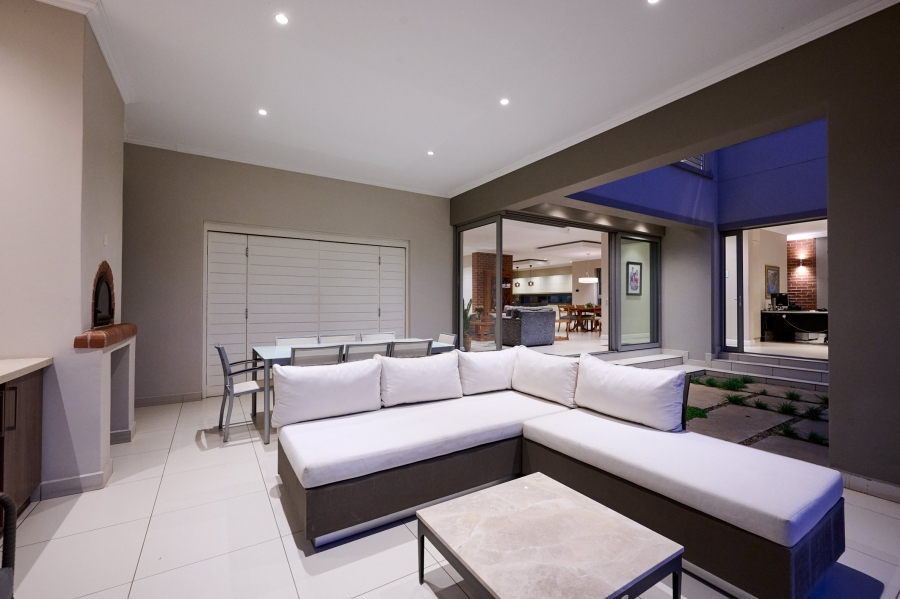 4 Bedroom Property for Sale in Waterfall Country Estate Gauteng