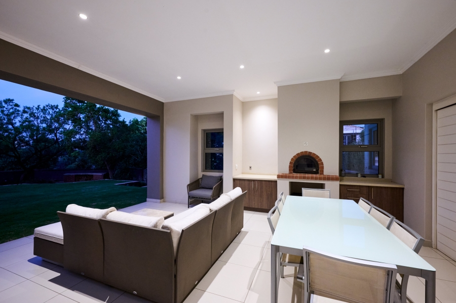 4 Bedroom Property for Sale in Waterfall Country Estate Gauteng