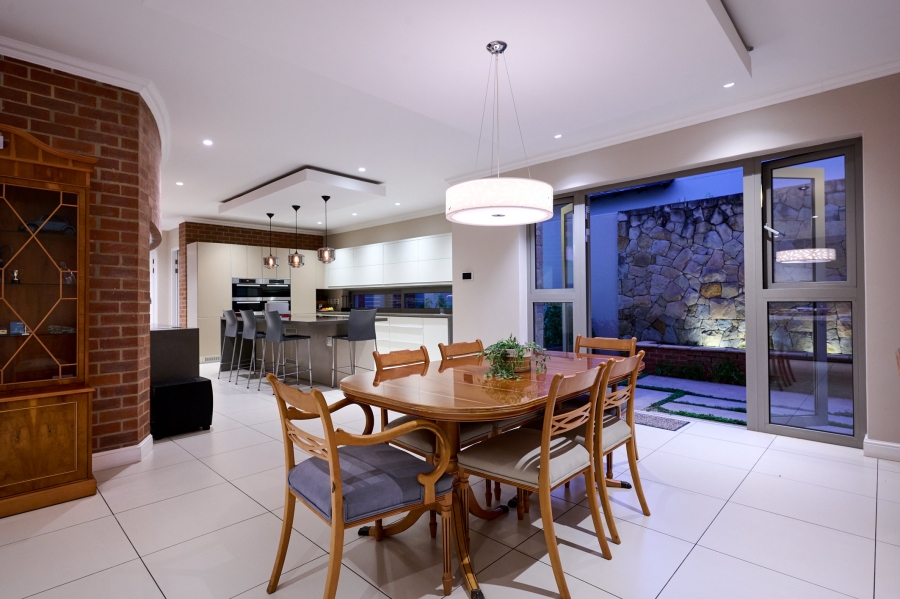 4 Bedroom Property for Sale in Waterfall Country Estate Gauteng