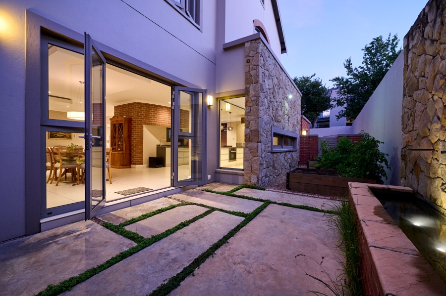 4 Bedroom Property for Sale in Waterfall Country Estate Gauteng