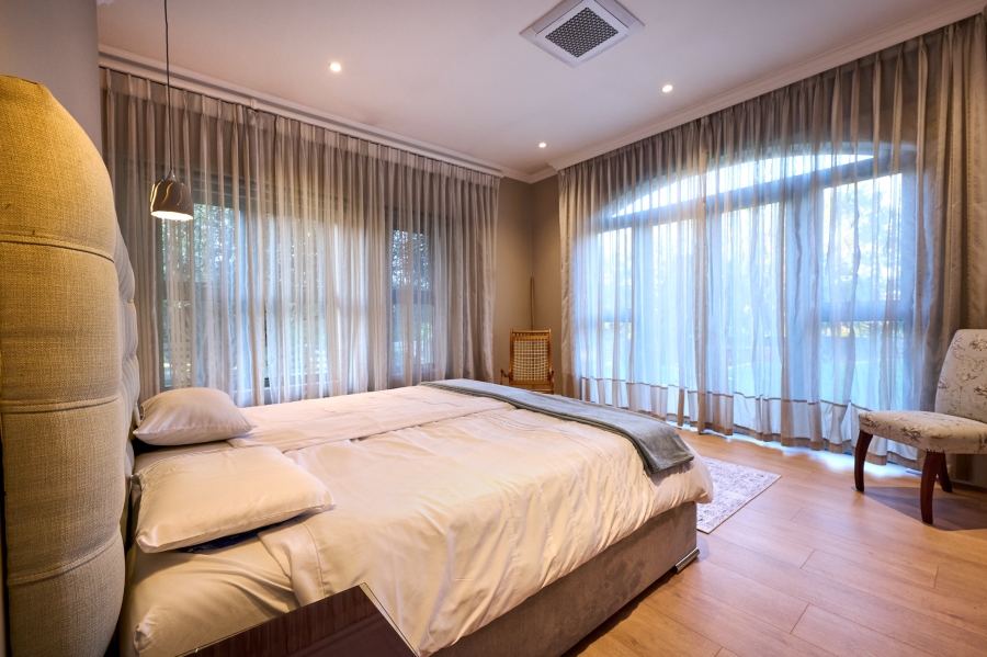 4 Bedroom Property for Sale in Waterfall Country Estate Gauteng