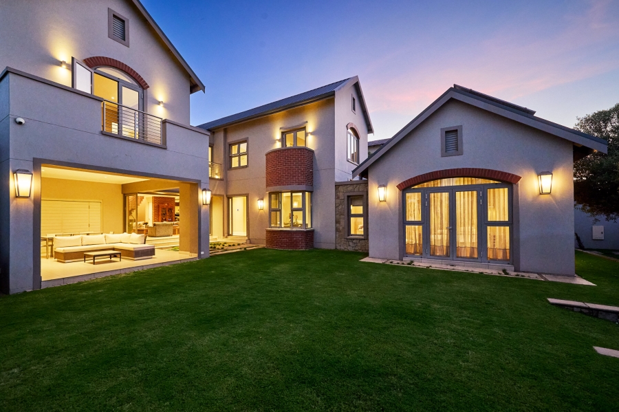 4 Bedroom Property for Sale in Waterfall Country Estate Gauteng