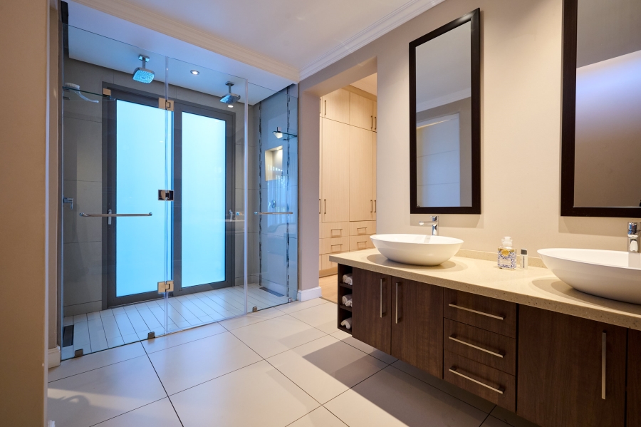 4 Bedroom Property for Sale in Waterfall Country Estate Gauteng