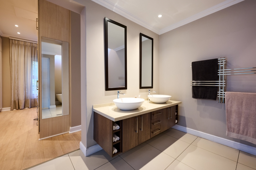 4 Bedroom Property for Sale in Waterfall Country Estate Gauteng