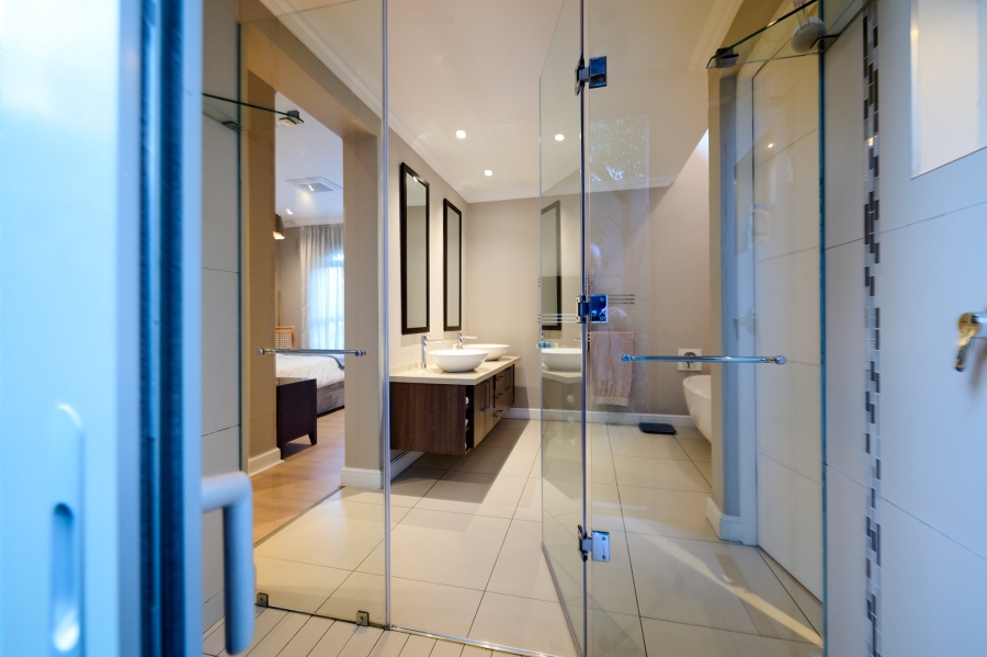 4 Bedroom Property for Sale in Waterfall Country Estate Gauteng