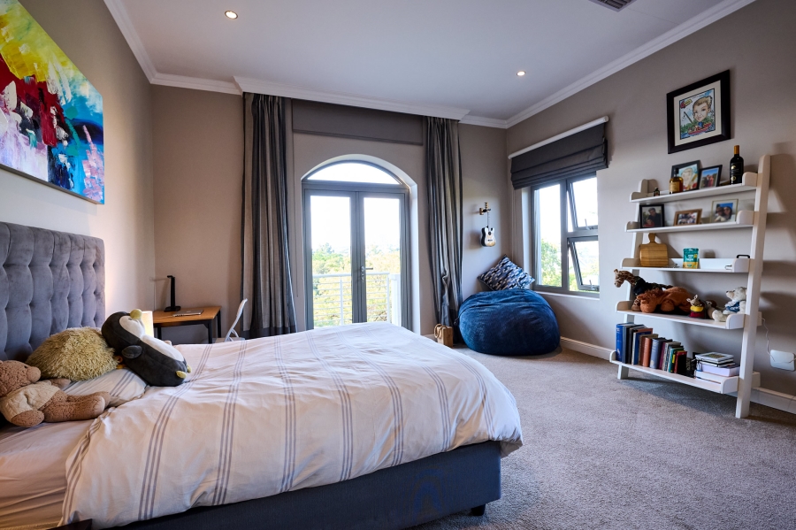 4 Bedroom Property for Sale in Waterfall Country Estate Gauteng