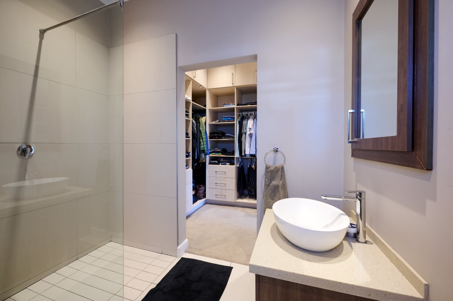 4 Bedroom Property for Sale in Waterfall Country Estate Gauteng