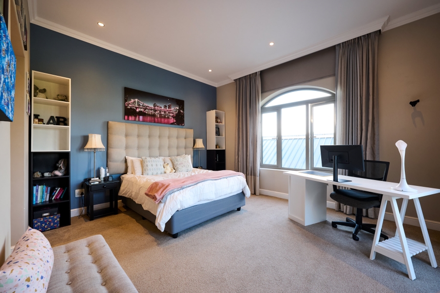 4 Bedroom Property for Sale in Waterfall Country Estate Gauteng