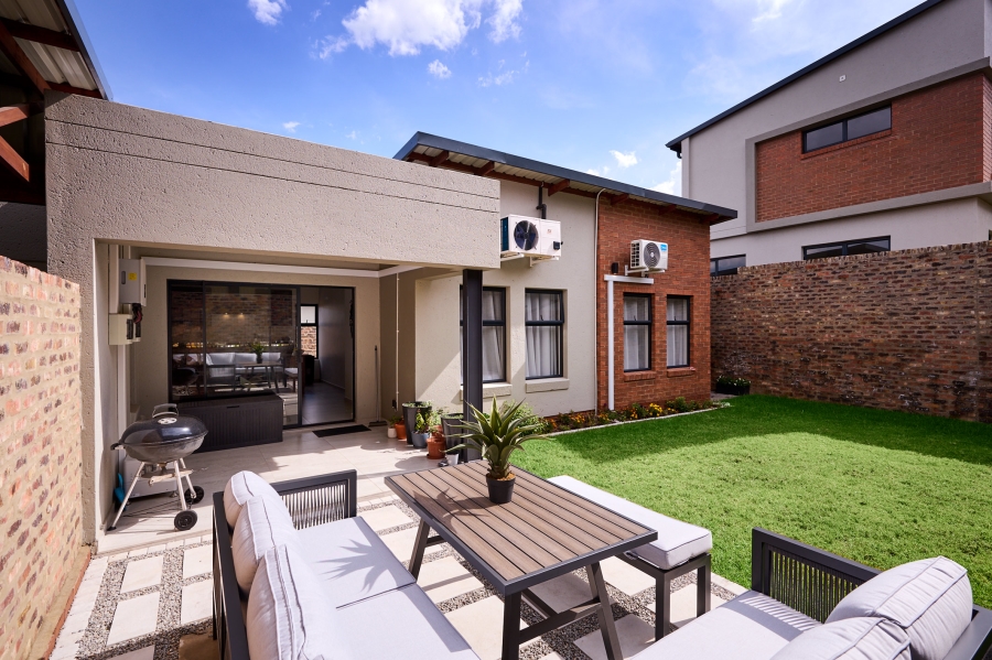 2 Bedroom Property for Sale in Carlswald Gauteng