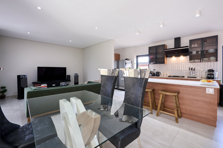 2 Bedroom Property for Sale in Carlswald Gauteng