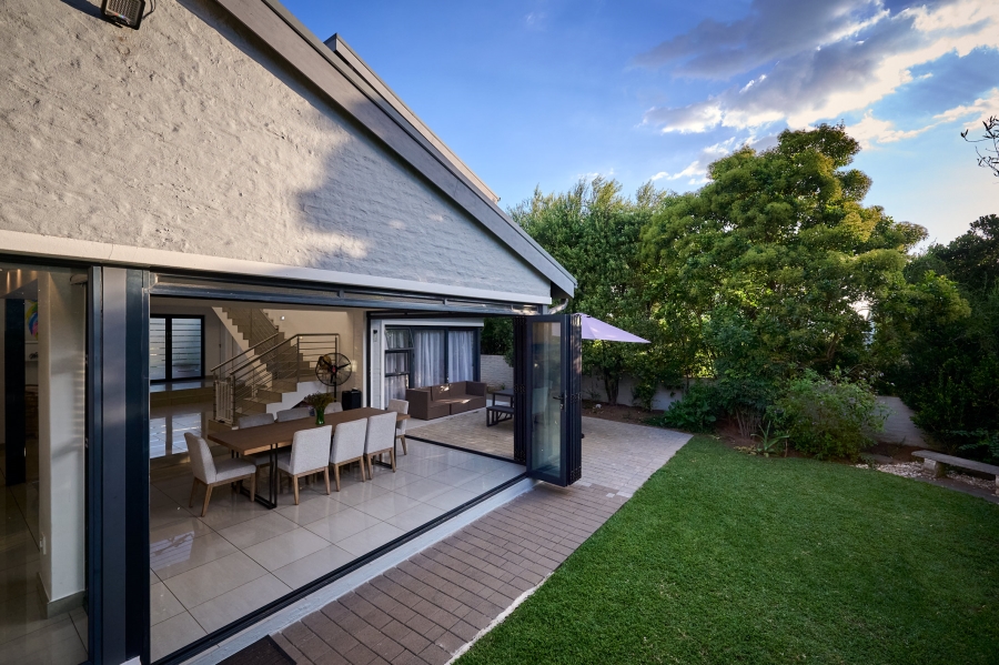 3 Bedroom Property for Sale in Waterfall Country Village Gauteng