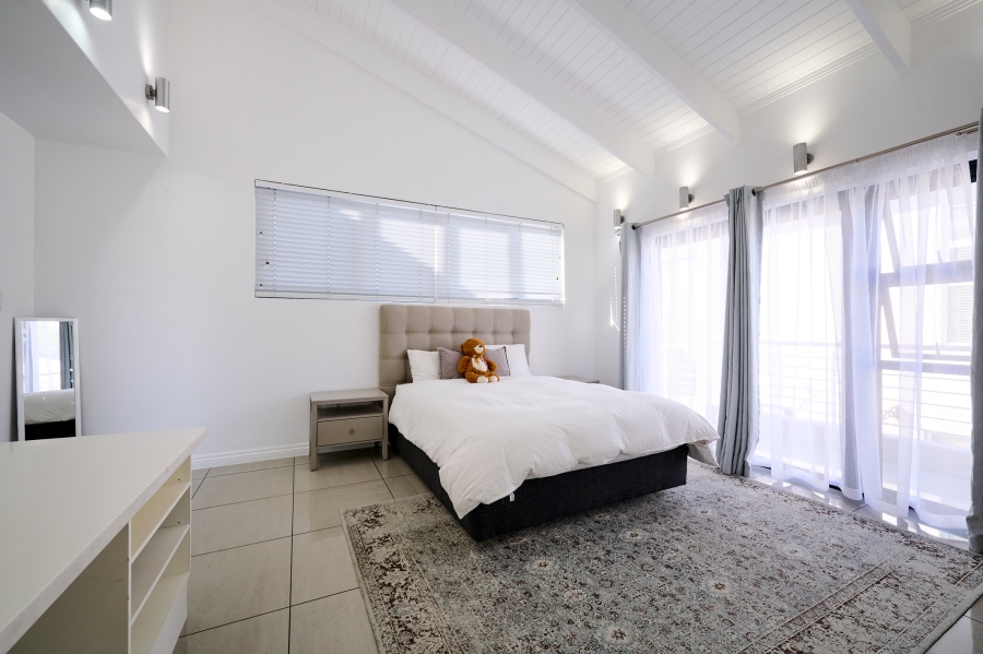 3 Bedroom Property for Sale in Waterfall Country Village Gauteng