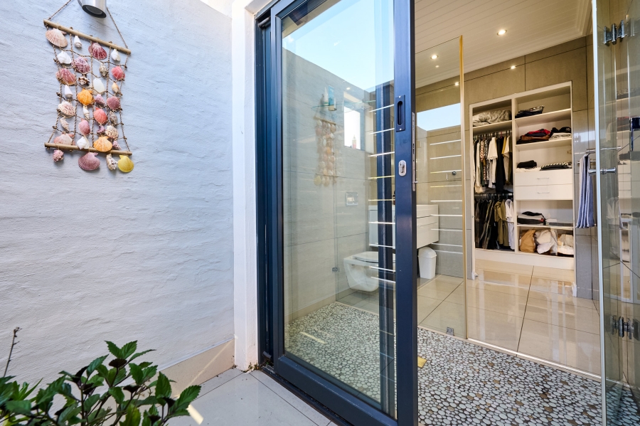 3 Bedroom Property for Sale in Waterfall Country Village Gauteng