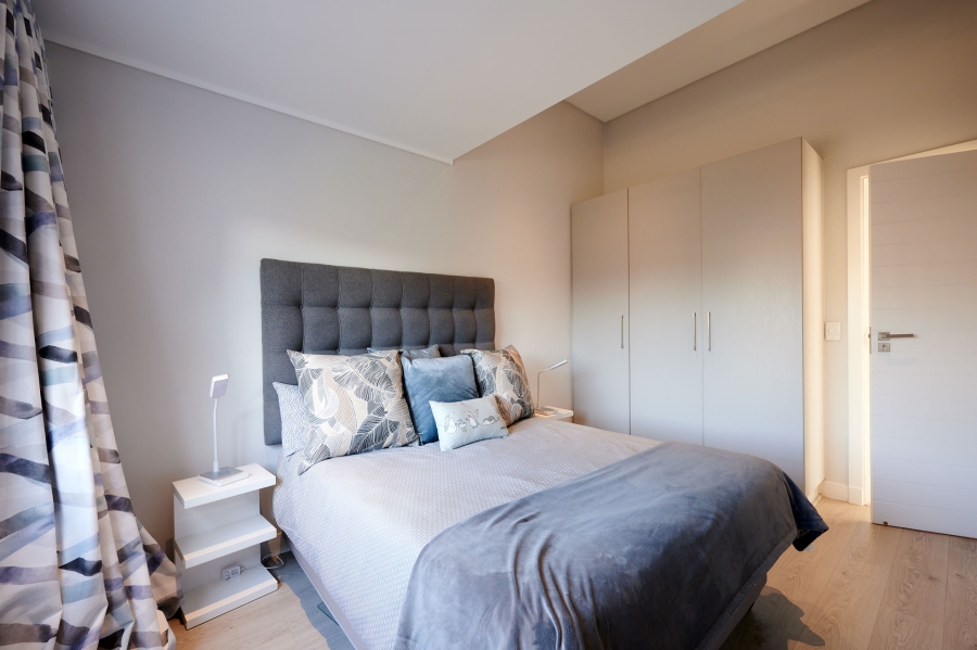 5 Bedroom Property for Sale in Waterfall Country Village Gauteng