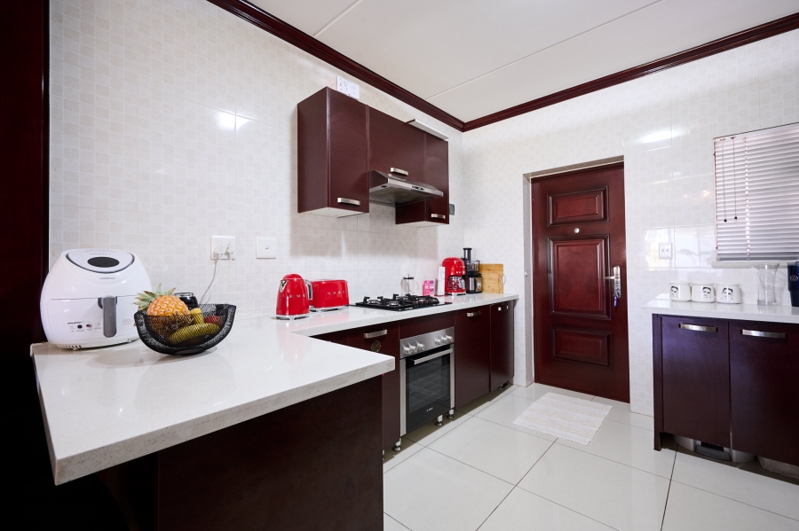 2 Bedroom Property for Sale in Halfway House Gauteng