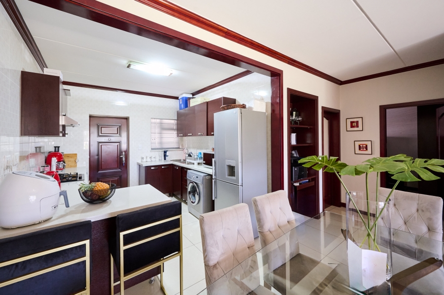 2 Bedroom Property for Sale in Halfway House Gauteng