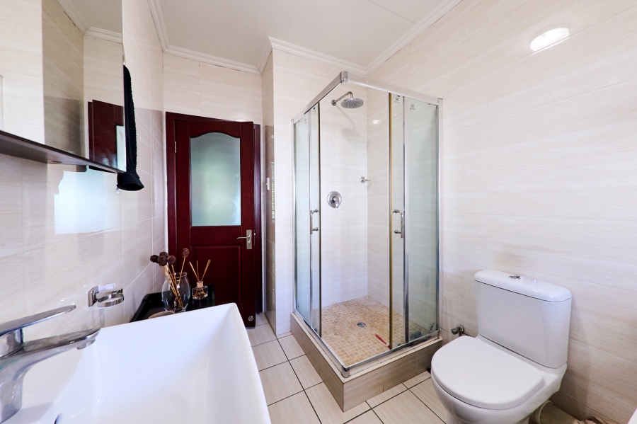 2 Bedroom Property for Sale in Halfway House Gauteng