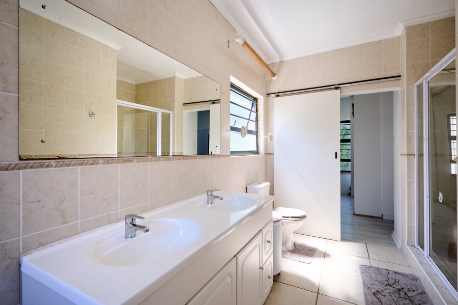 3 Bedroom Property for Sale in Halfway Gardens Gauteng