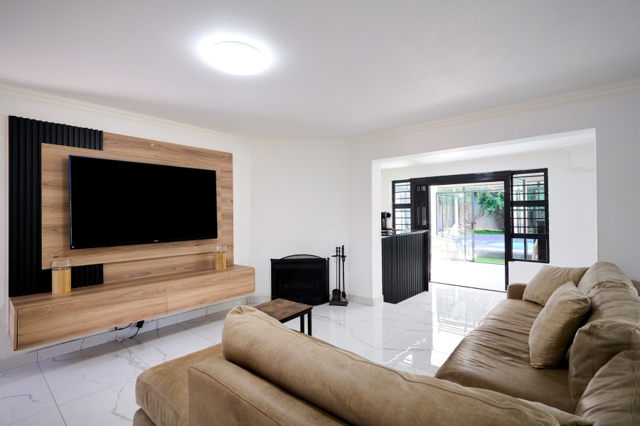 3 Bedroom Property for Sale in Halfway Gardens Gauteng