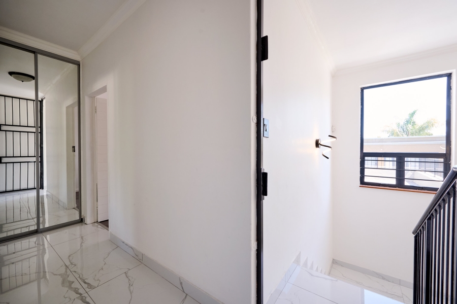 3 Bedroom Property for Sale in Halfway Gardens Gauteng