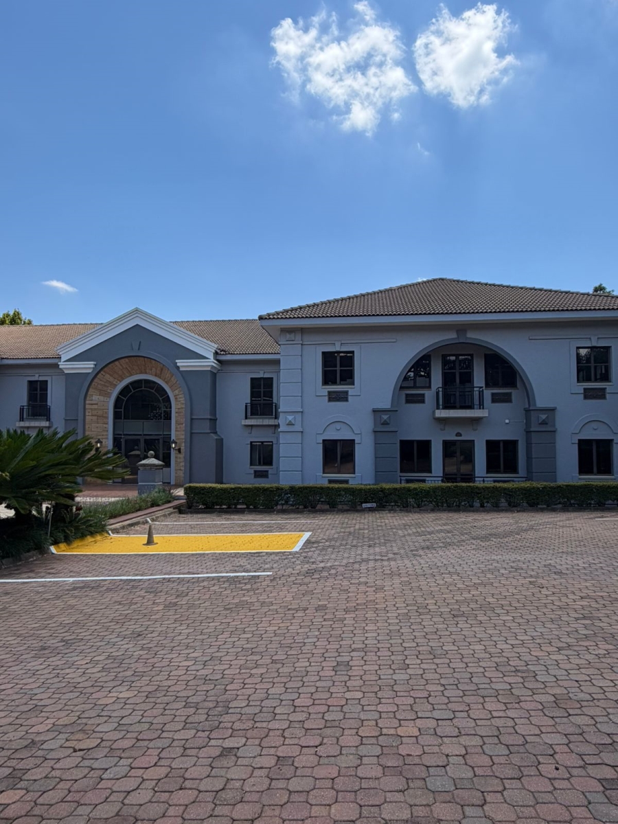 To Let commercial Property for Rent in Hyde Park Gauteng