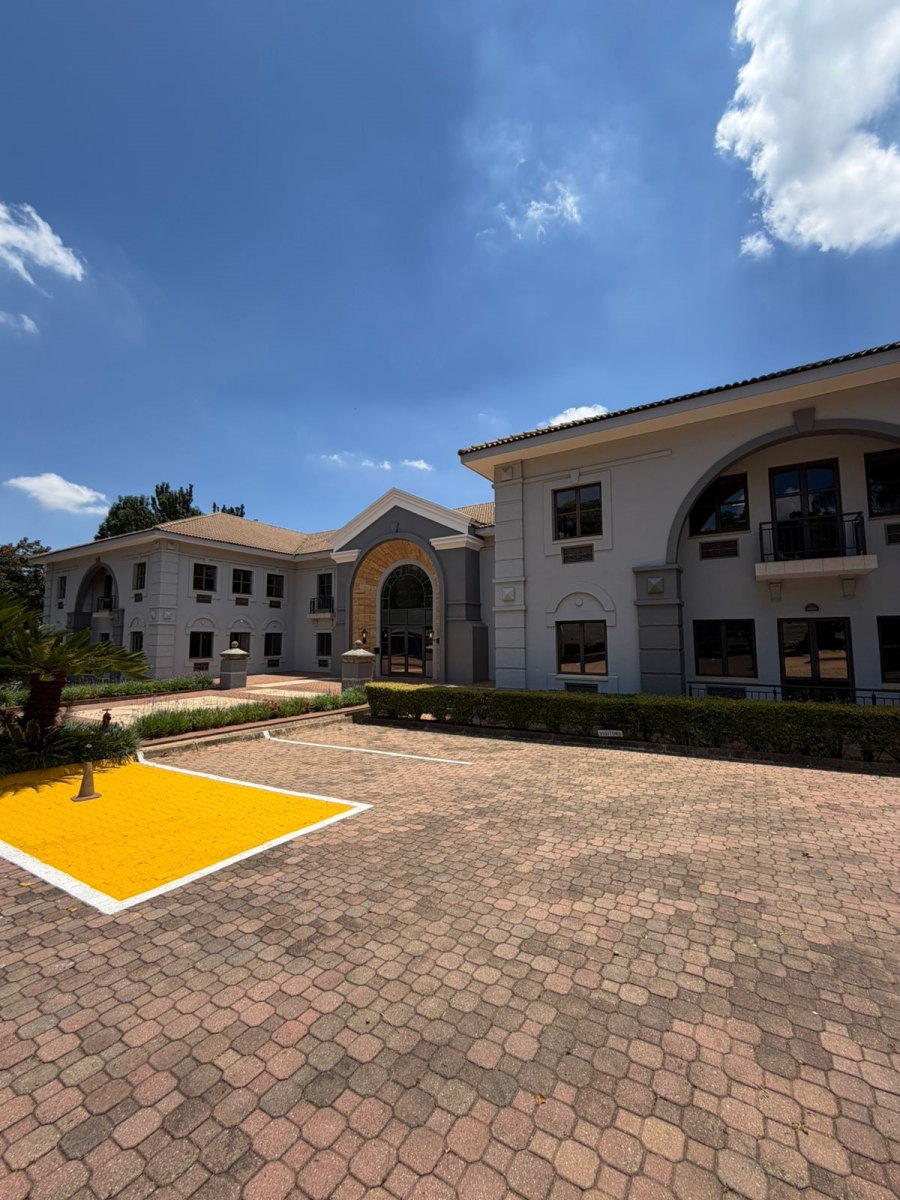 To Let commercial Property for Rent in Hyde Park Gauteng