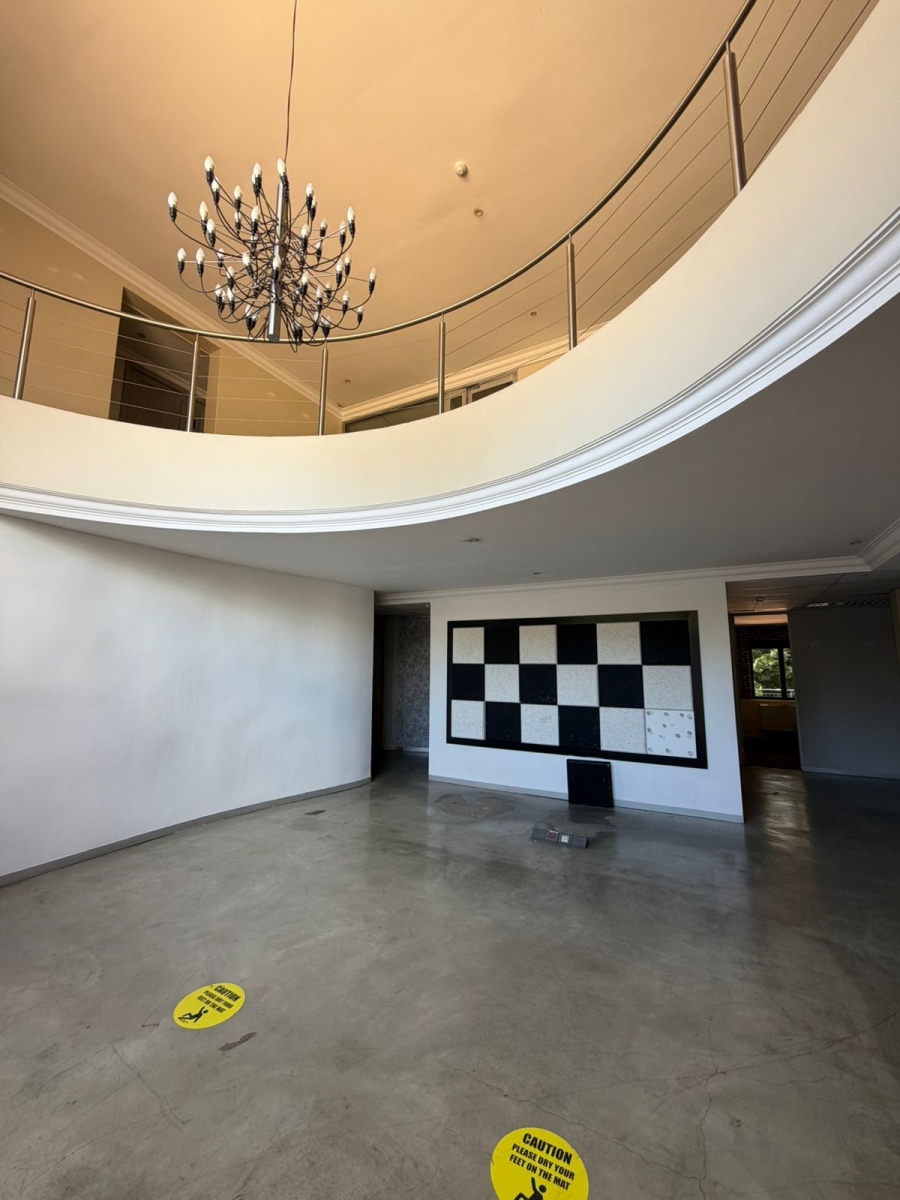 To Let commercial Property for Rent in Hyde Park Gauteng