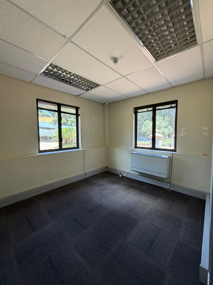 To Let commercial Property for Rent in Hyde Park Gauteng