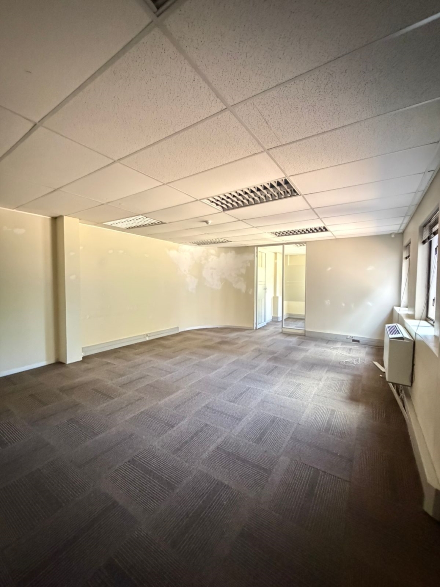 To Let commercial Property for Rent in Hyde Park Gauteng