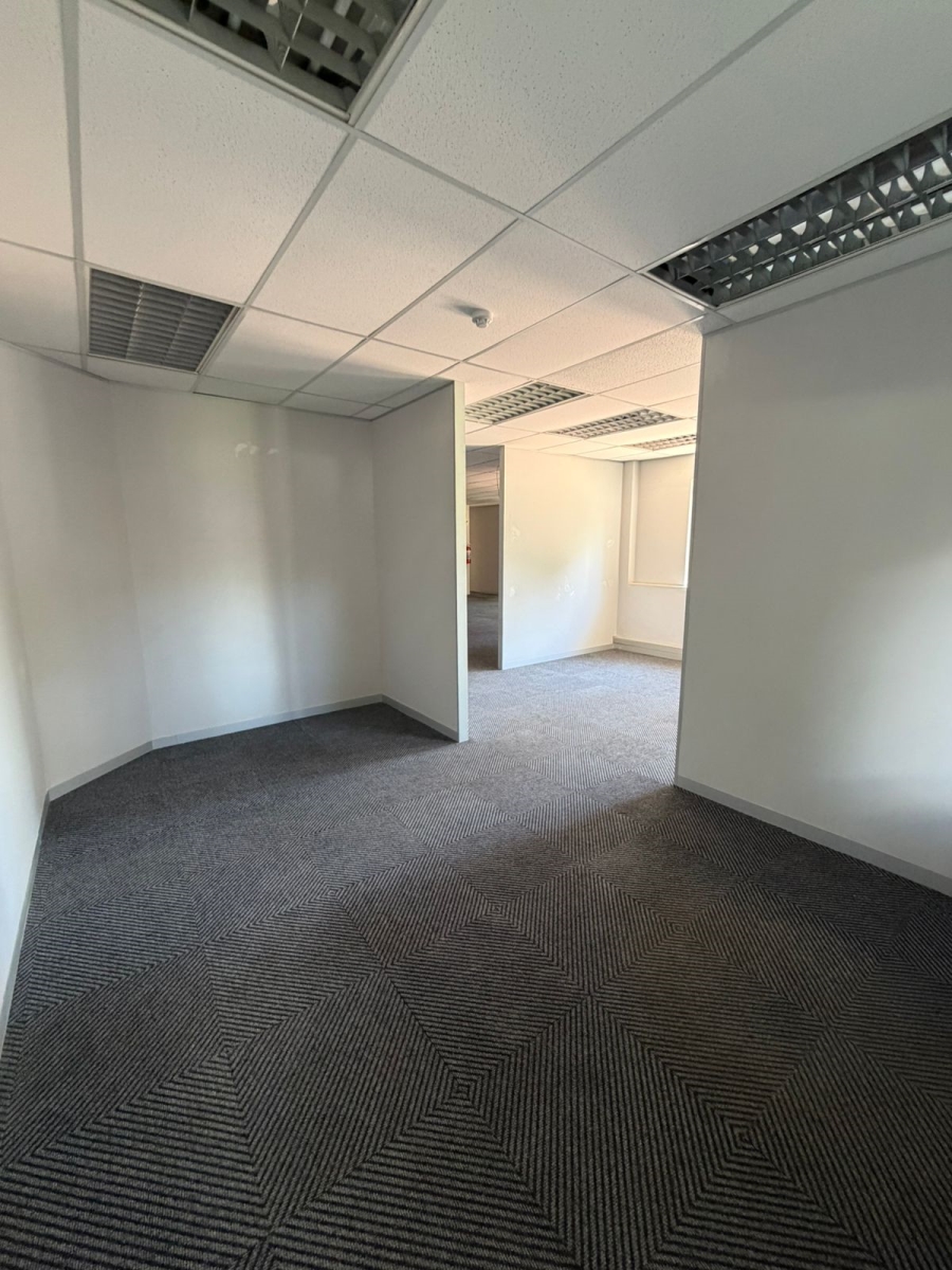 To Let commercial Property for Rent in Hyde Park Gauteng