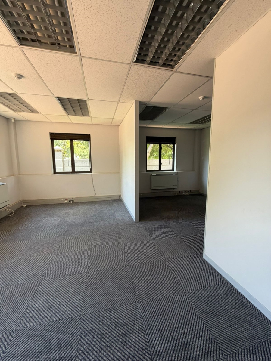 To Let commercial Property for Rent in Hyde Park Gauteng