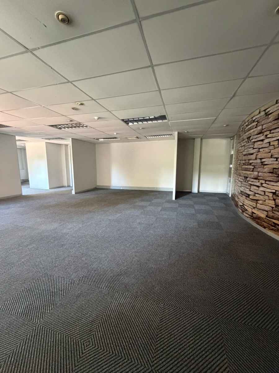 To Let commercial Property for Rent in Hyde Park Gauteng