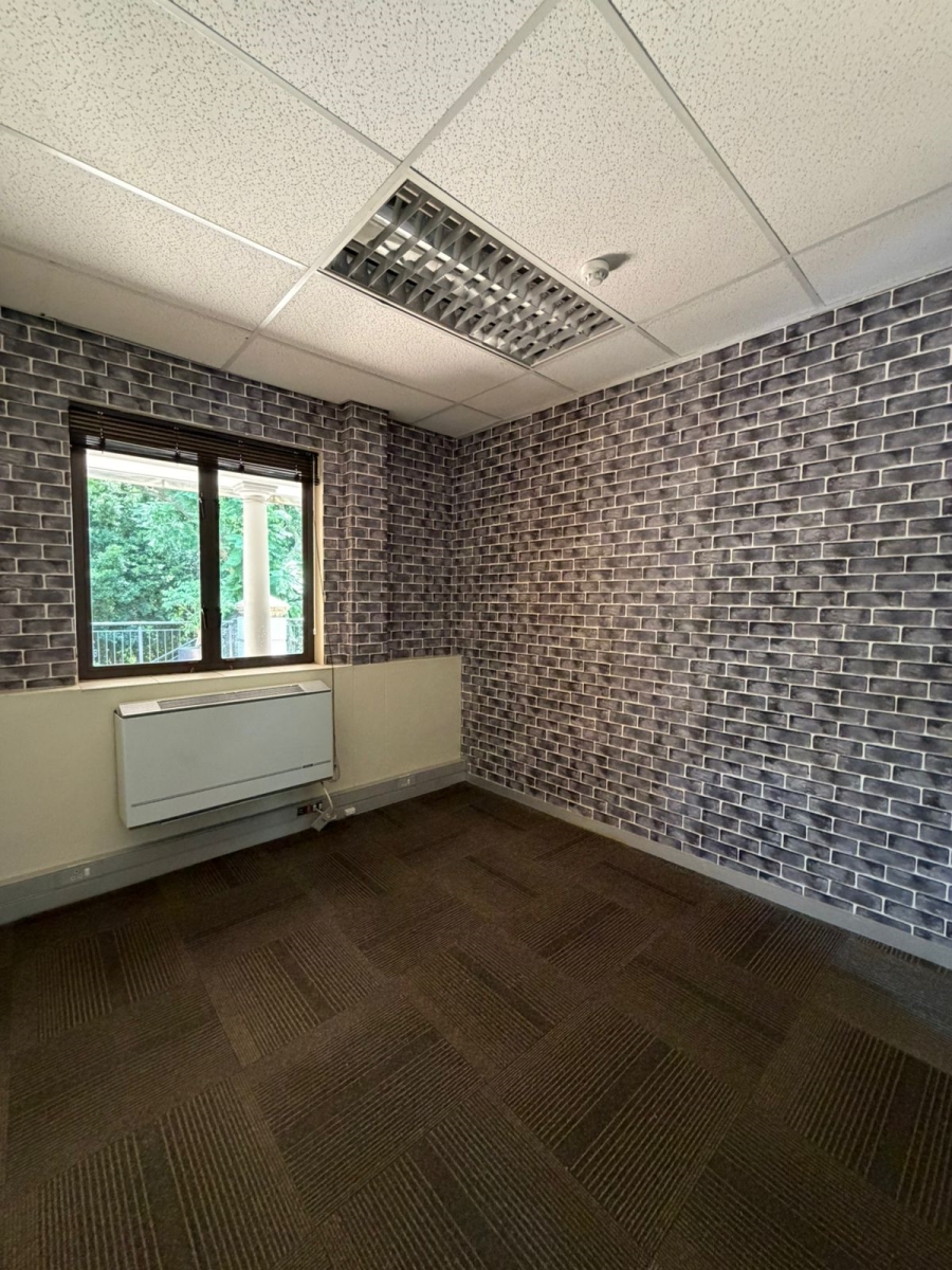 To Let commercial Property for Rent in Hyde Park Gauteng