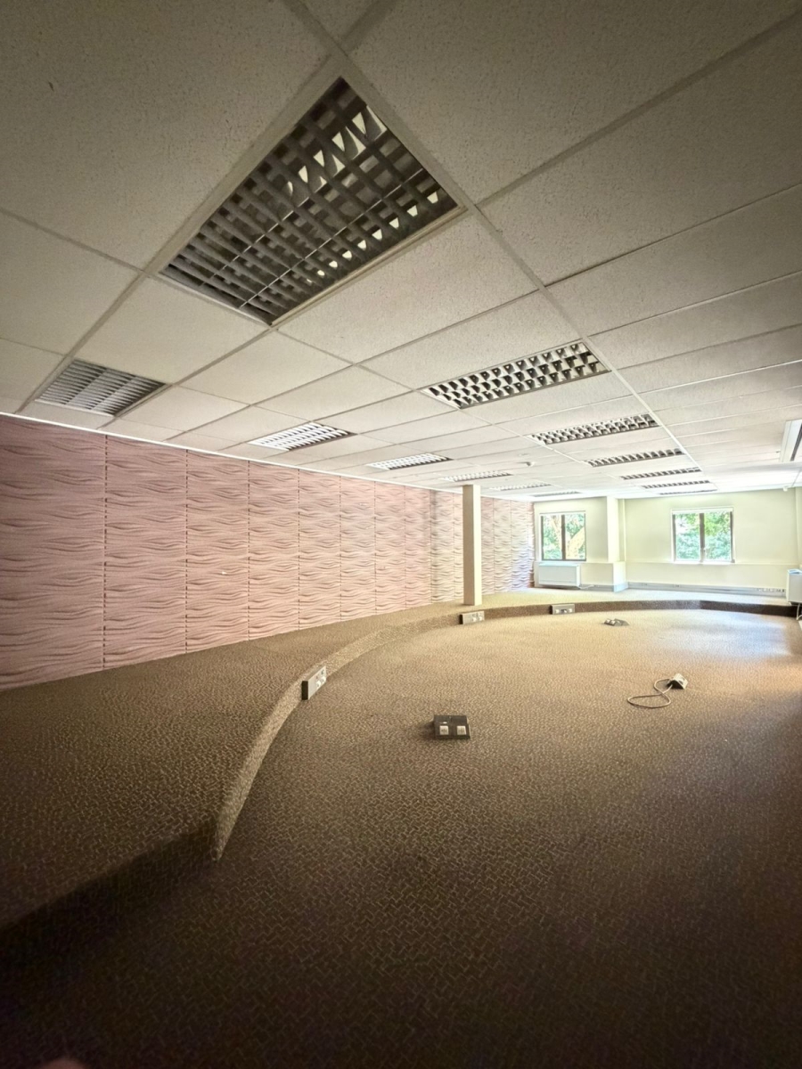 To Let commercial Property for Rent in Hyde Park Gauteng