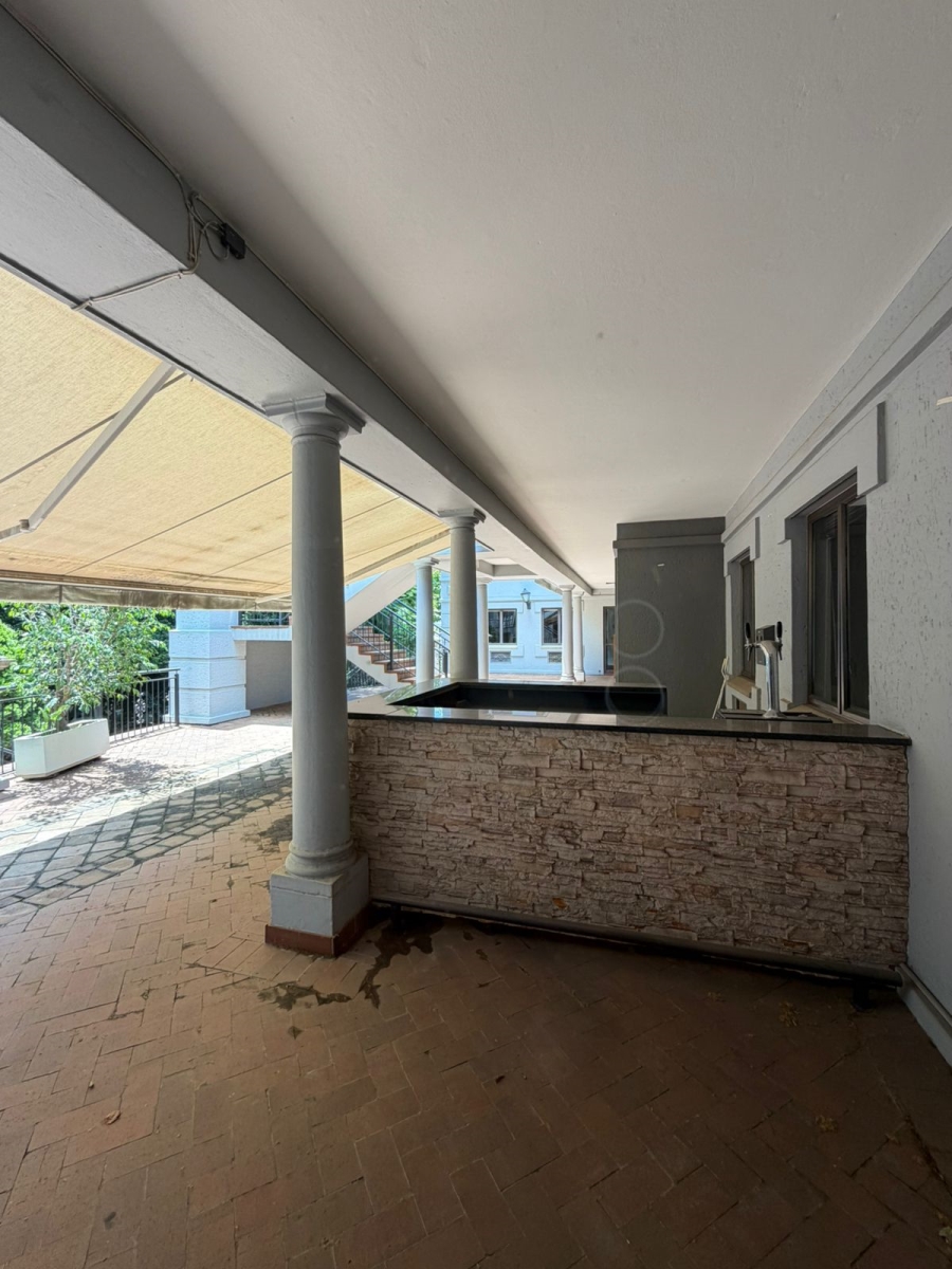 To Let commercial Property for Rent in Hyde Park Gauteng