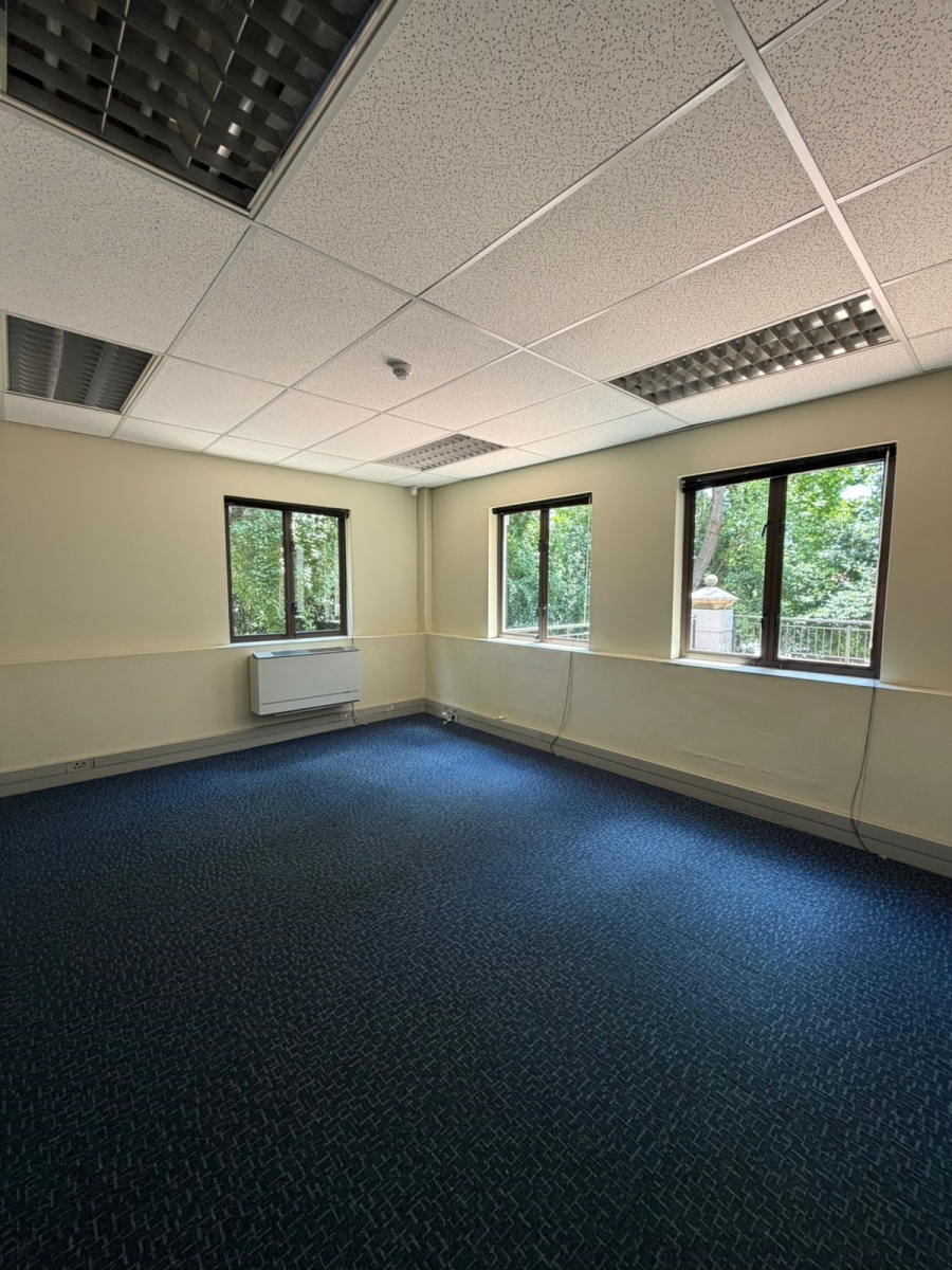 To Let commercial Property for Rent in Hyde Park Gauteng