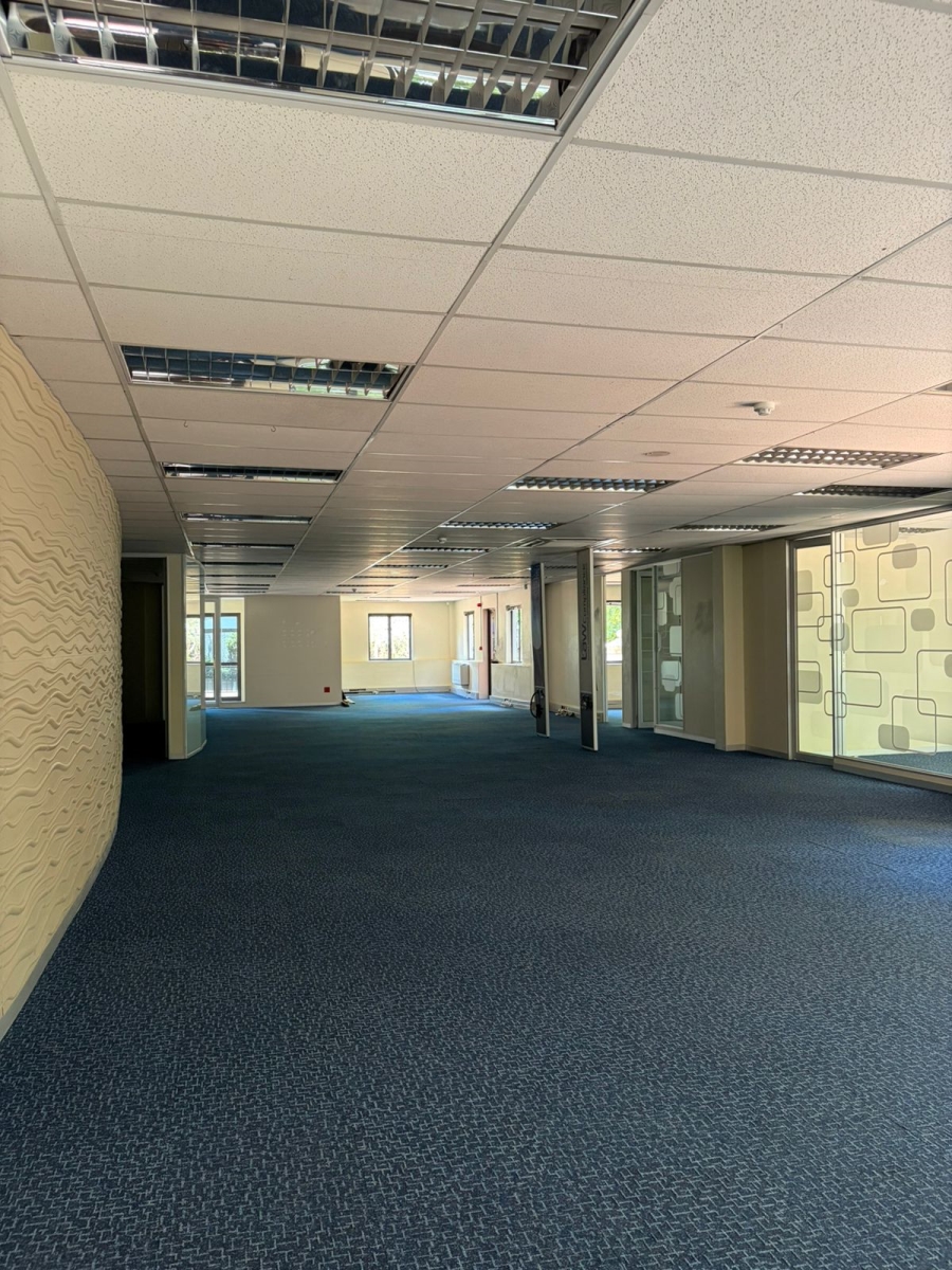 To Let commercial Property for Rent in Hyde Park Gauteng