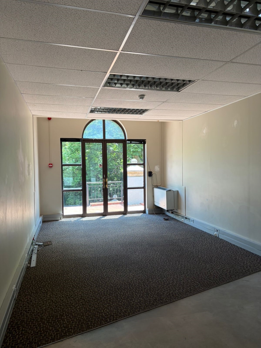 To Let commercial Property for Rent in Hyde Park Gauteng