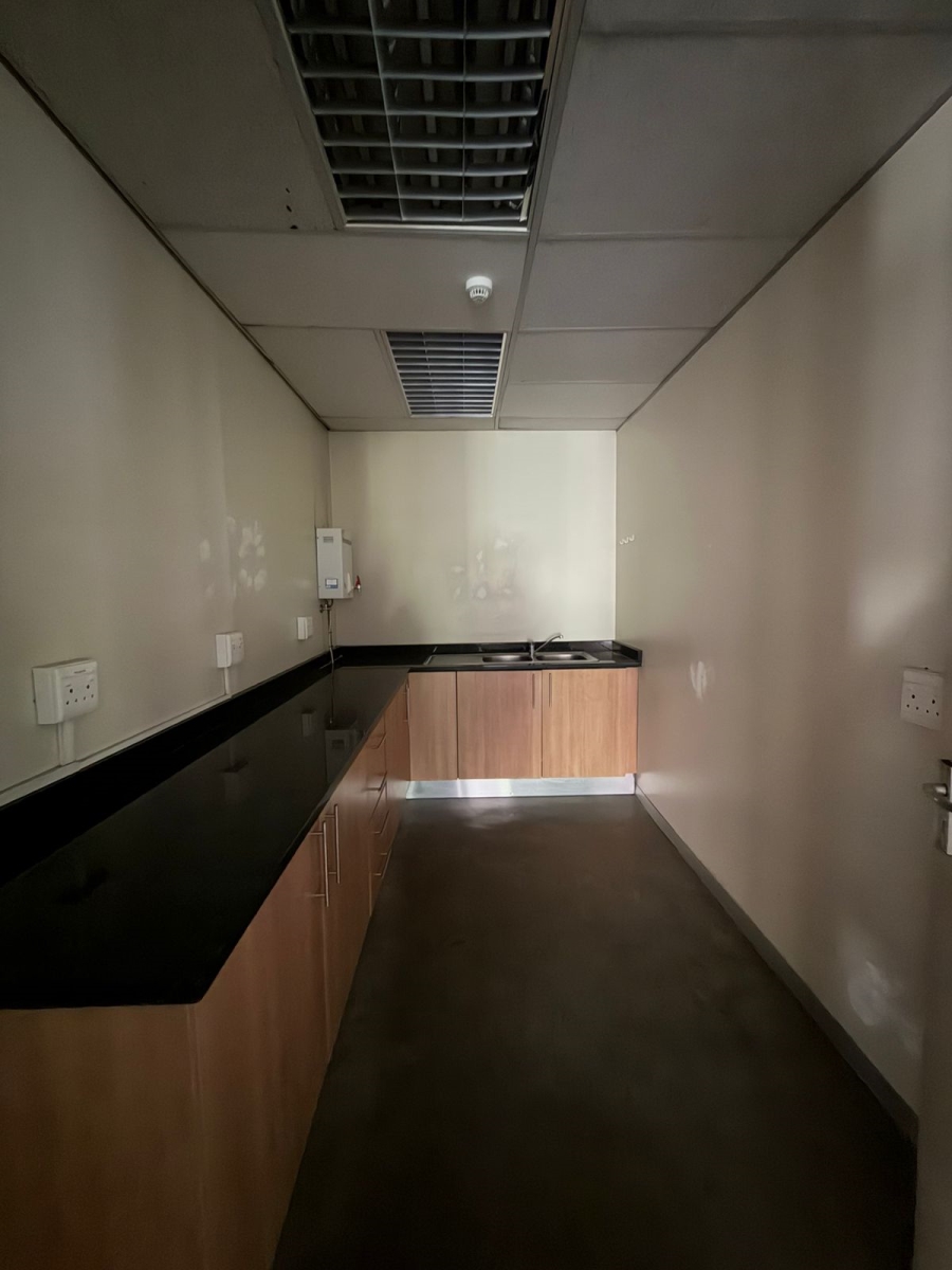 To Let commercial Property for Rent in Hyde Park Gauteng